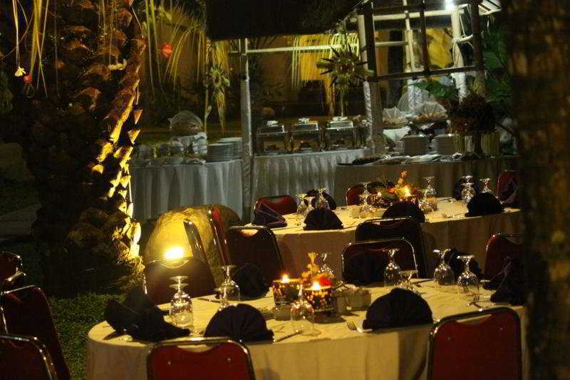The Grand Sunti Hotel BALI Exterior photo