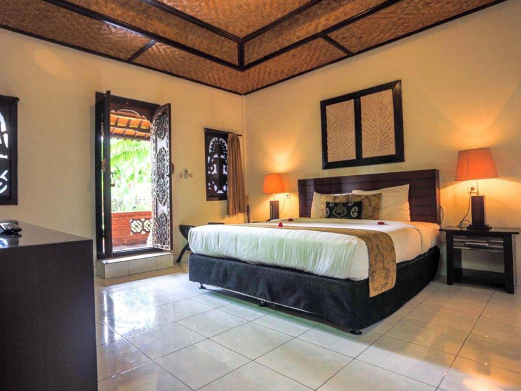 The Grand Sunti Hotel BALI Exterior photo